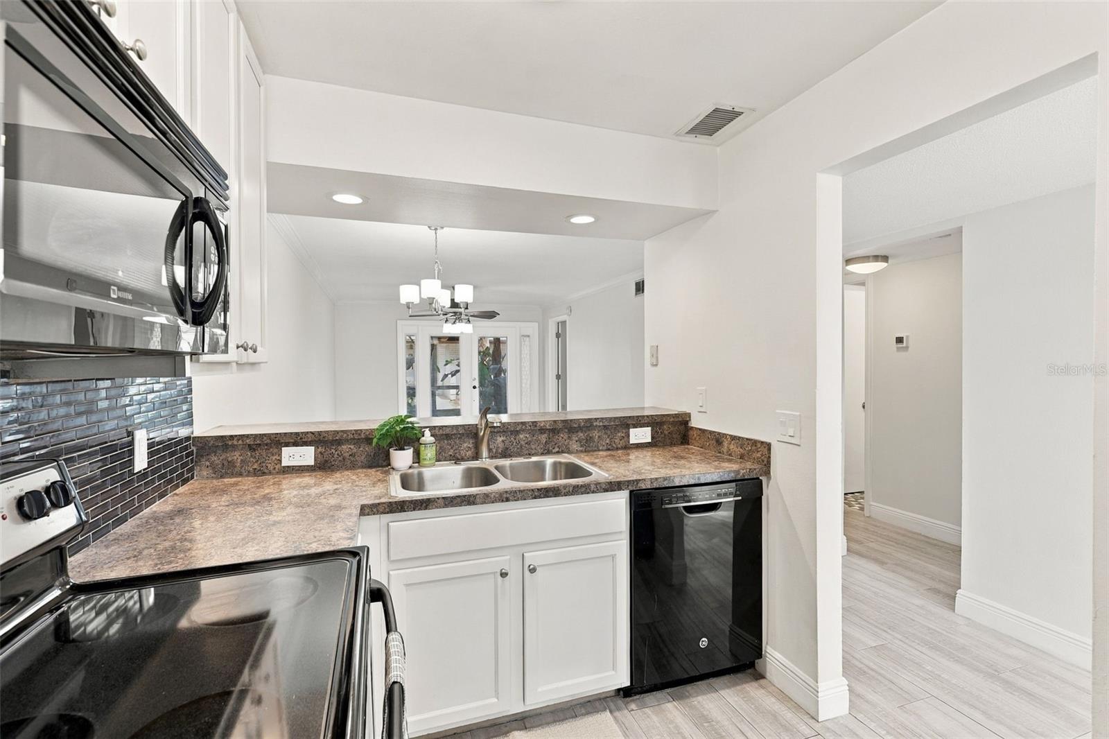 3124 PLAZA TERRACE DRIVE #3124 photo 5