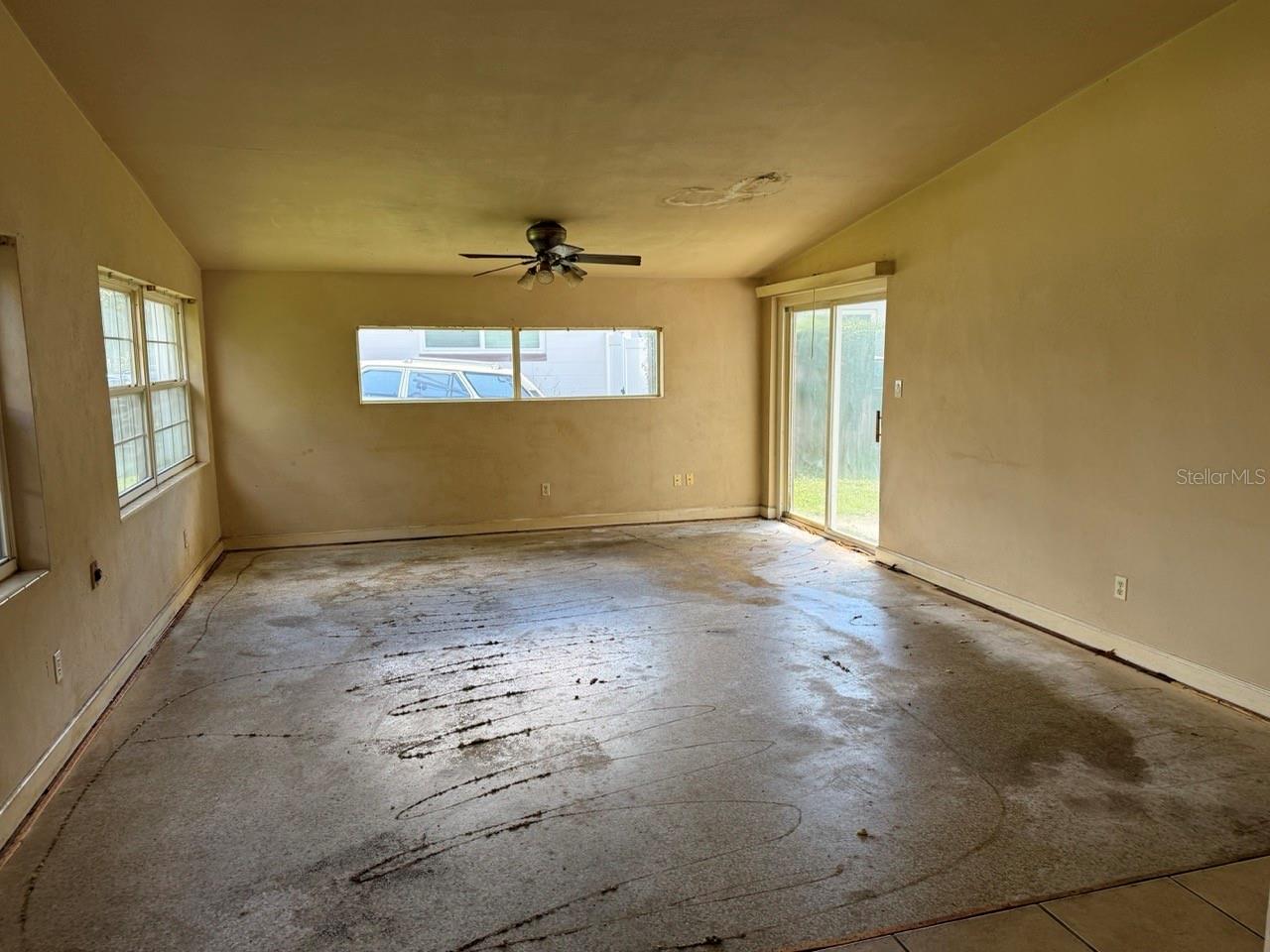 3404 SEBRING AVENUE photo 2