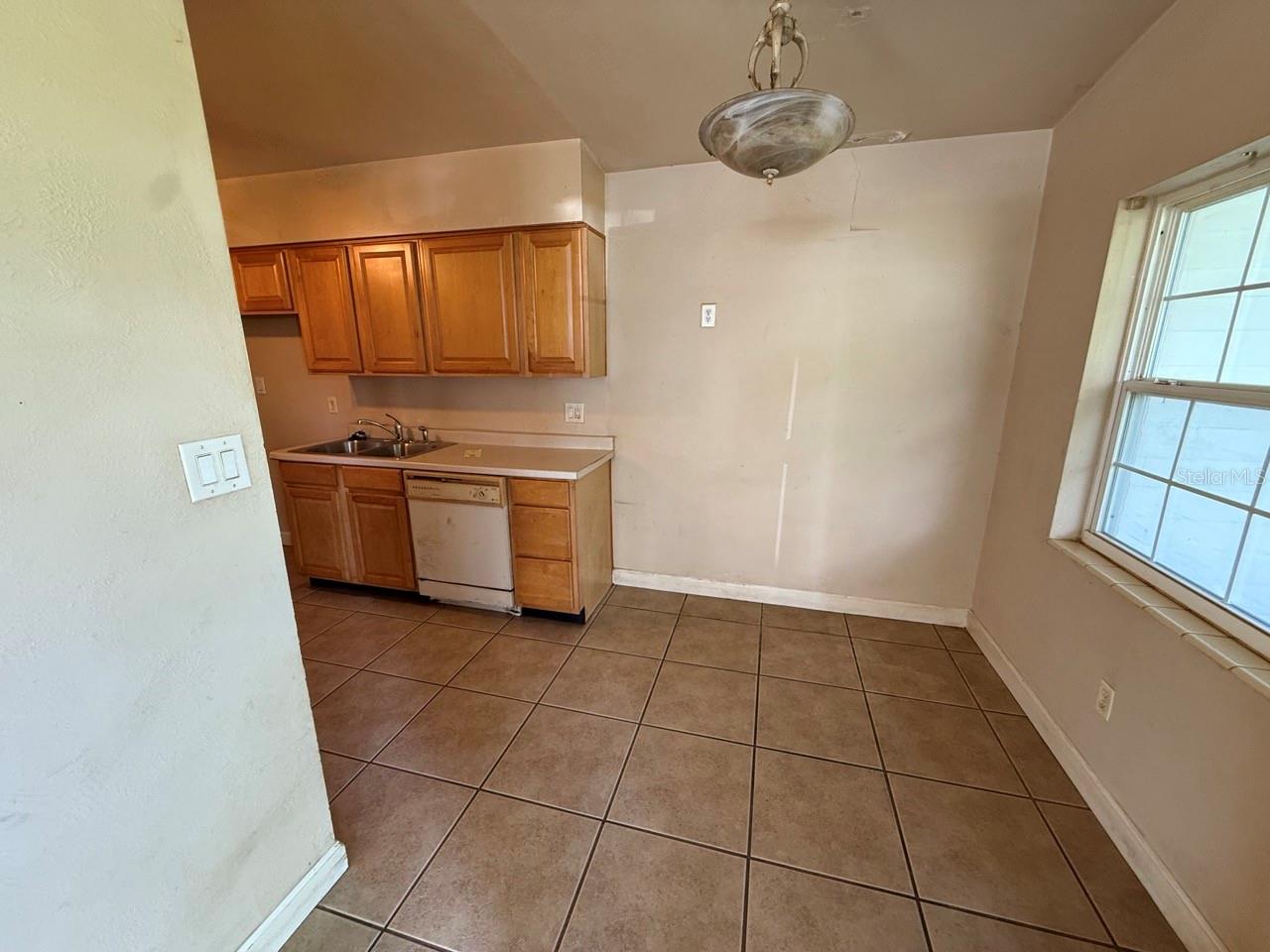3404 SEBRING AVENUE photo 3