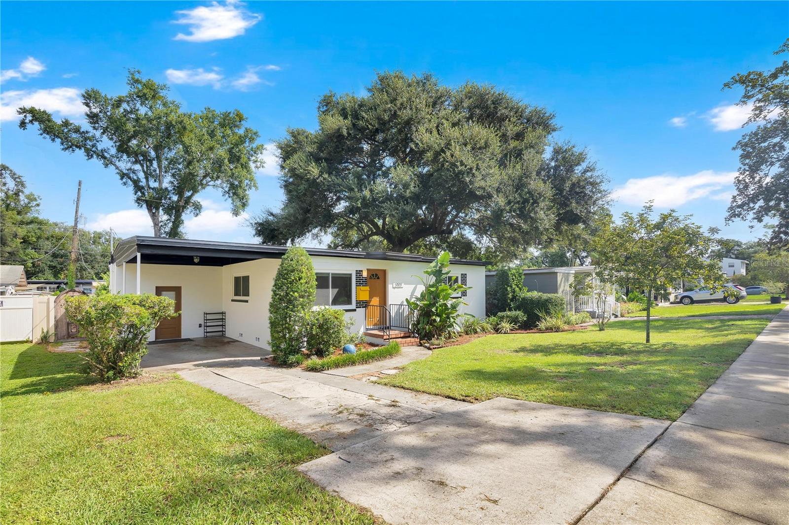 2917 PICKFAIR STREET photo 2