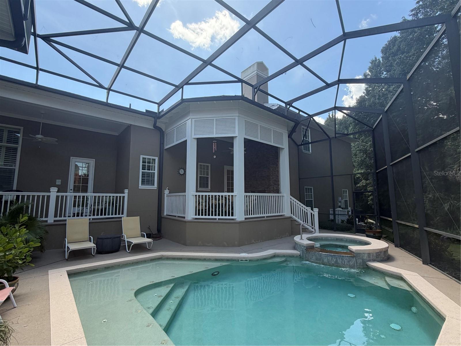 1449 STICKLEY AVENUE photo 4