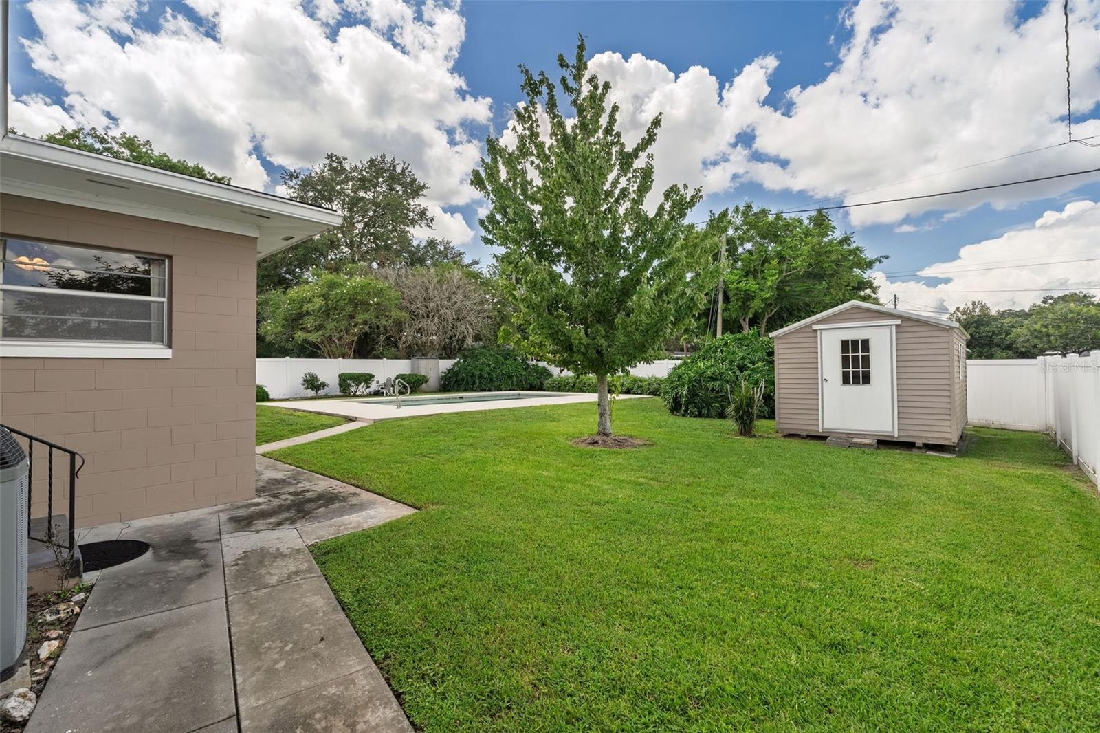 3206 ARDSLEY DRIVE photo 4
