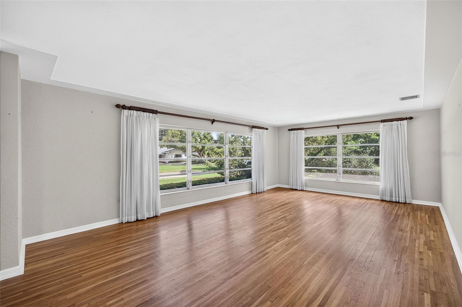 3206 ARDSLEY DRIVE photo 4