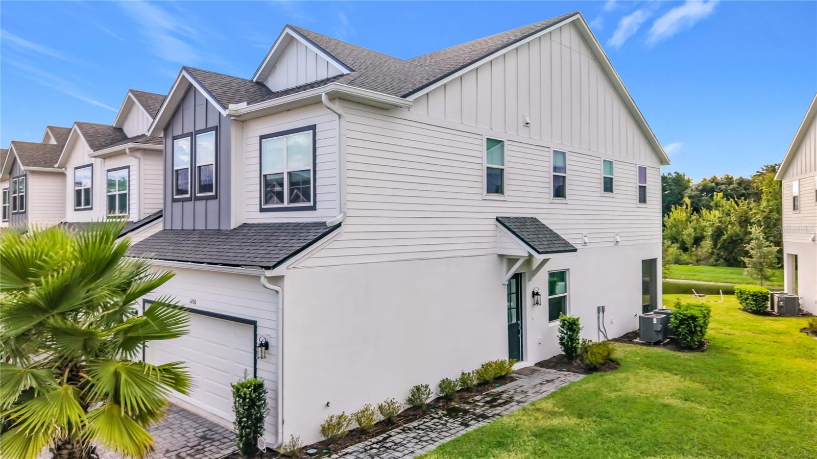 1430 BROOKDALE COURT photo 2