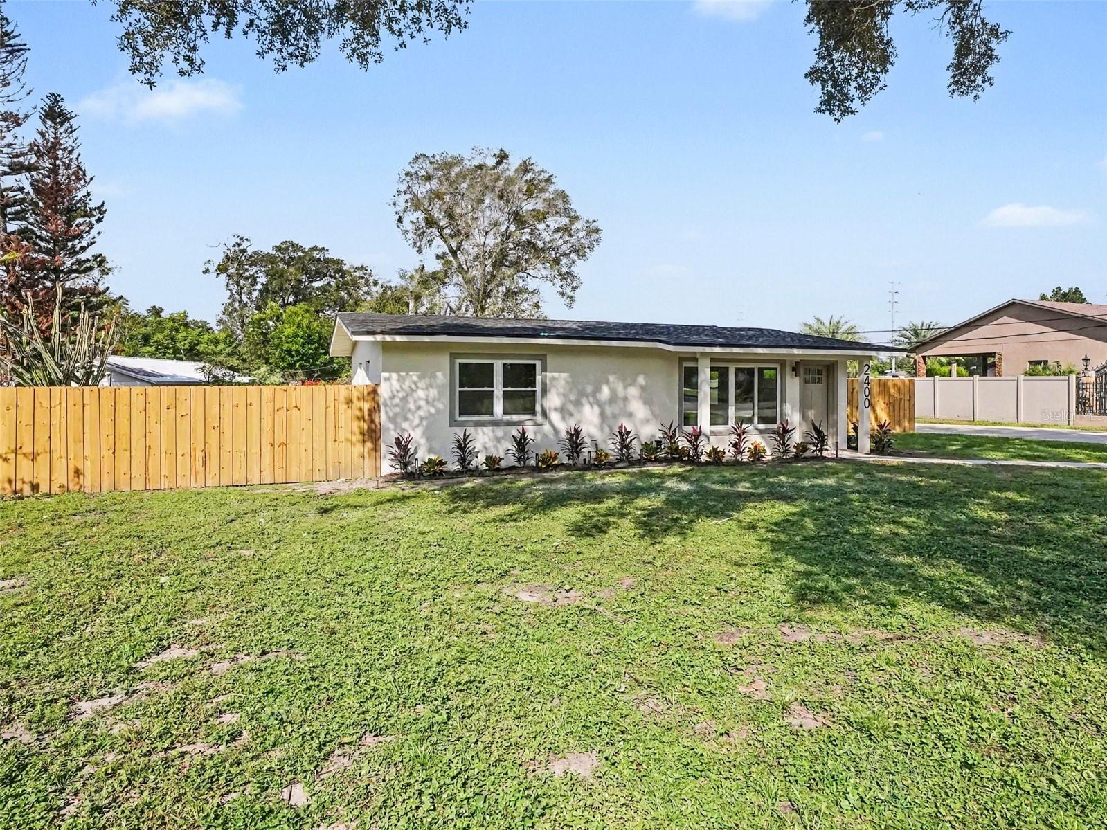 2400 REST HAVEN AVENUE photo 4