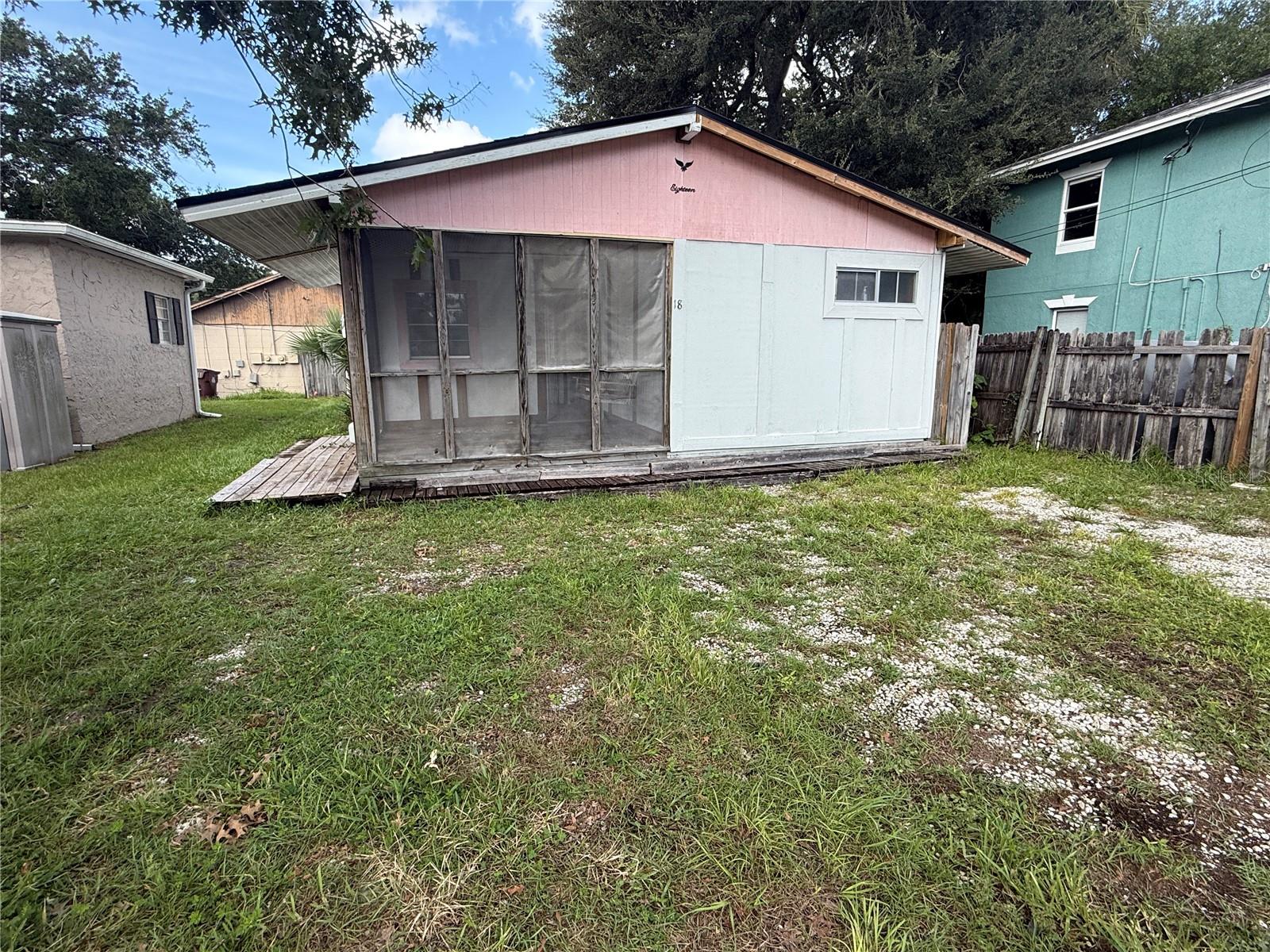 18 S PRIMROSE DRIVE photo 4