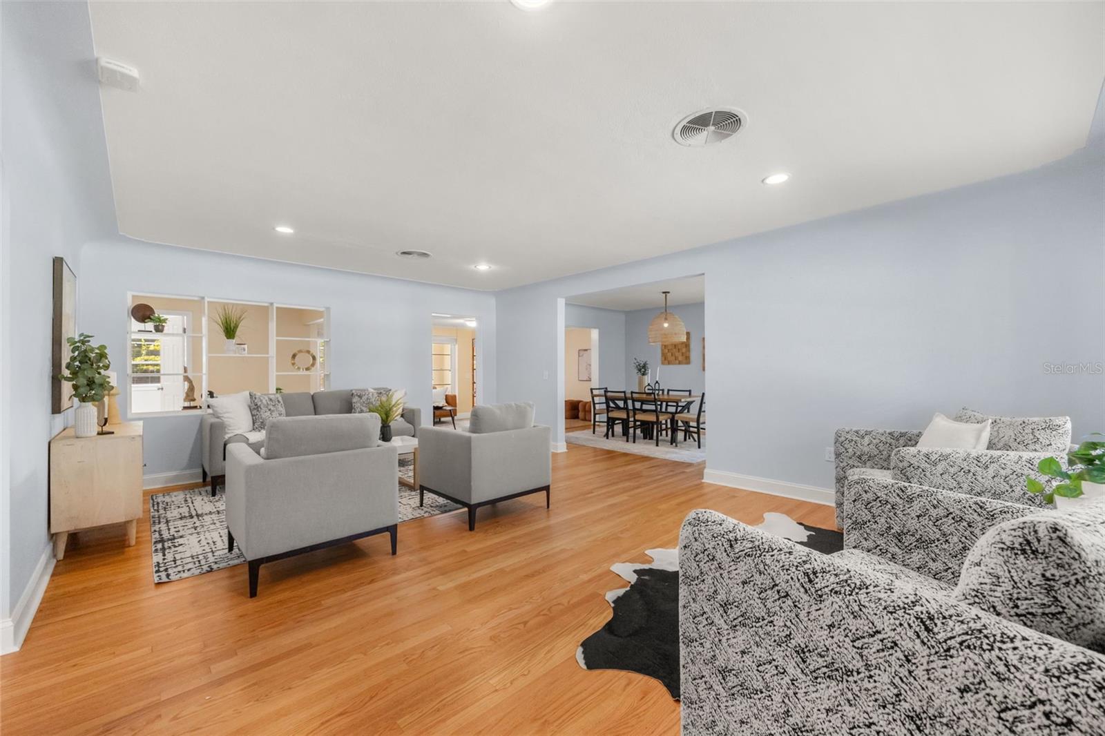 920 BOARDMAN STREET photo 3