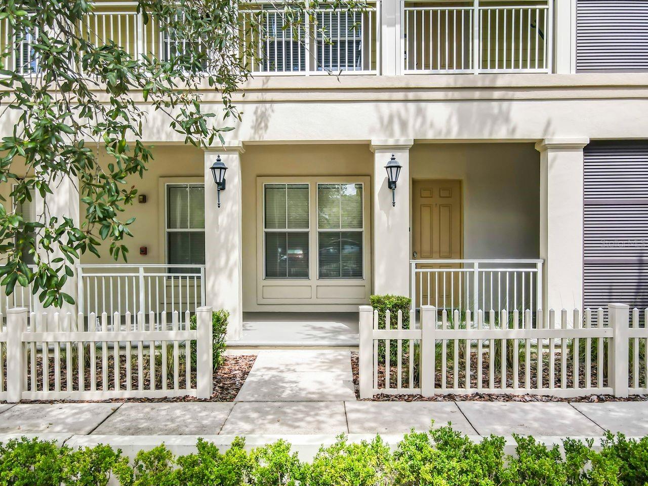 803 FRONT STREET