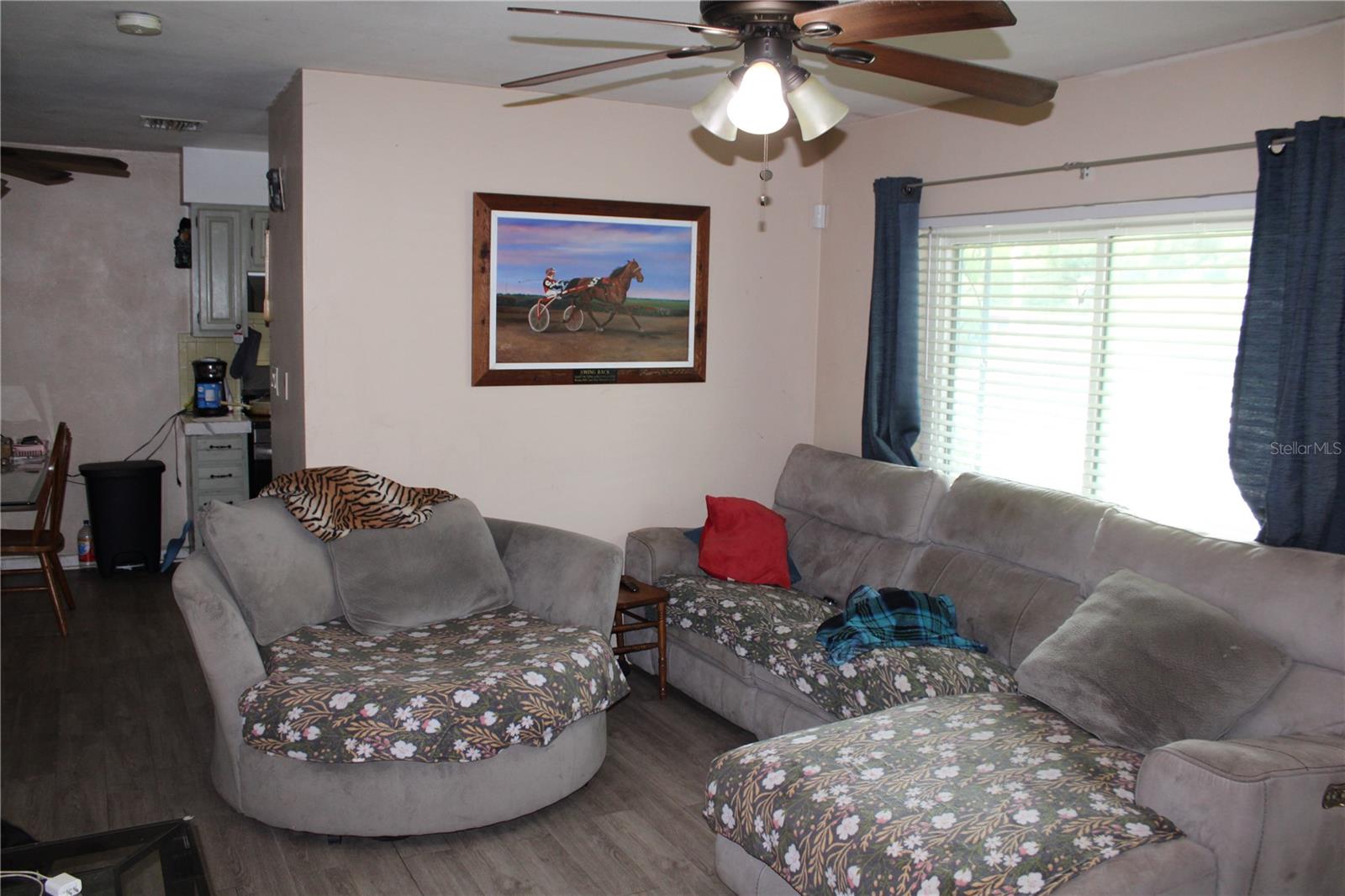 1638 GRAND STREET photo 5