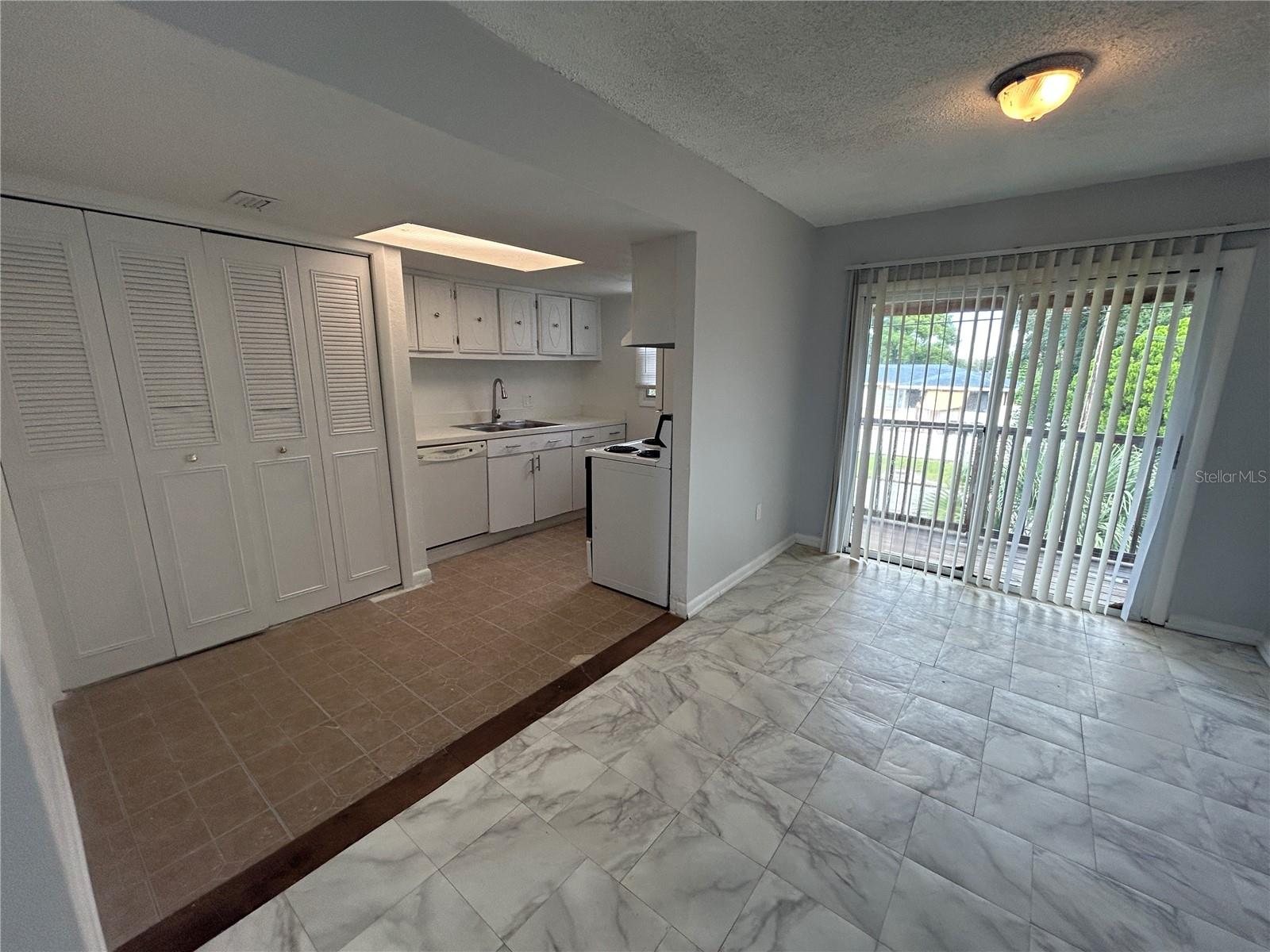 2755 L B MCLEOD ROAD #2755C photo 4