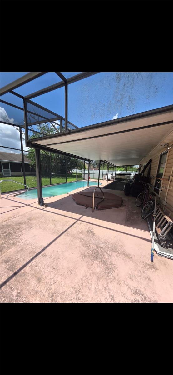 150 BARRINGTON DRIVE photo 2