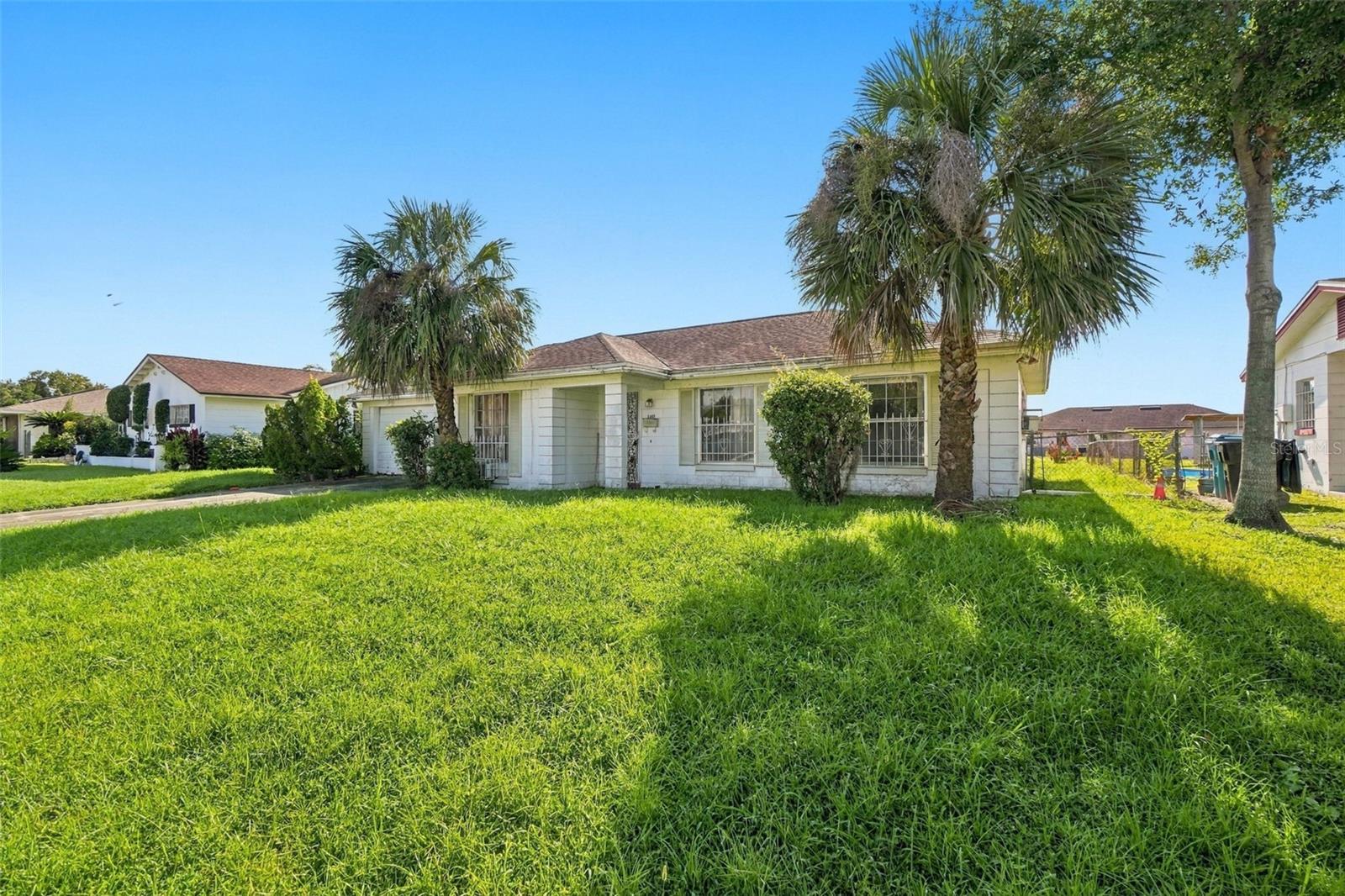 1147 CORETTA WAY photo 3