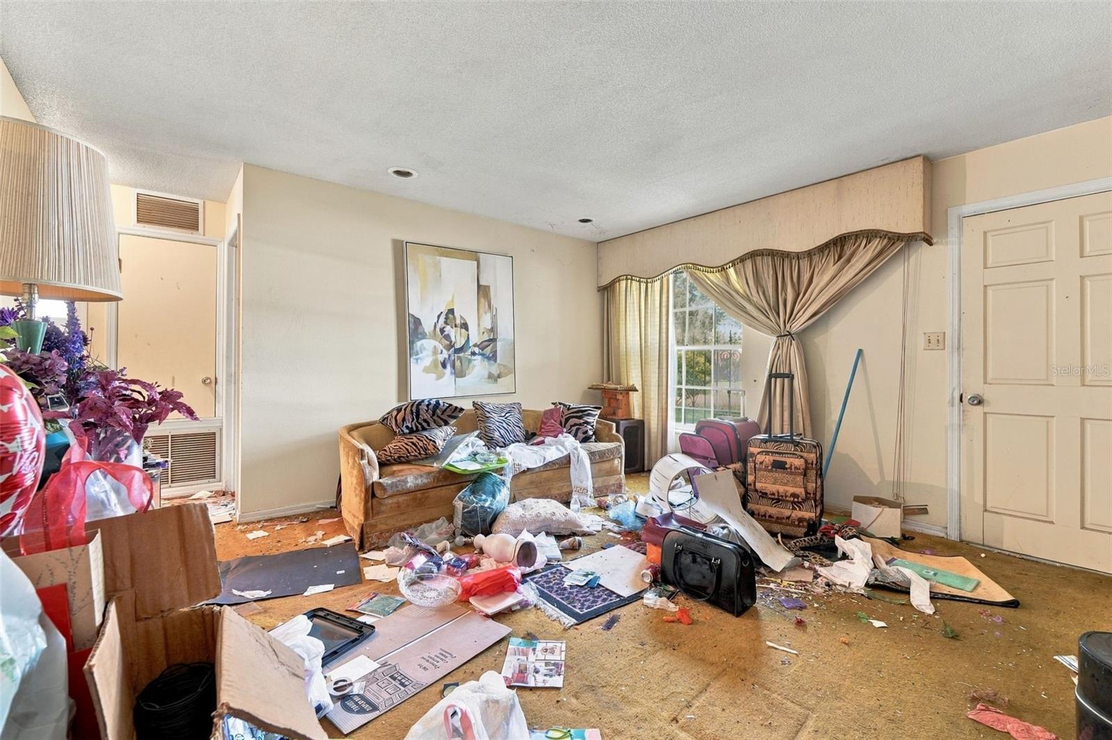 1147 CORETTA WAY photo 5