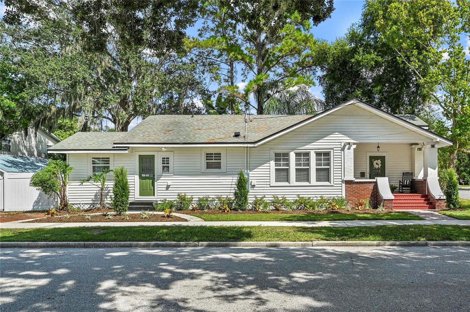1 E PRINCETON STREET
