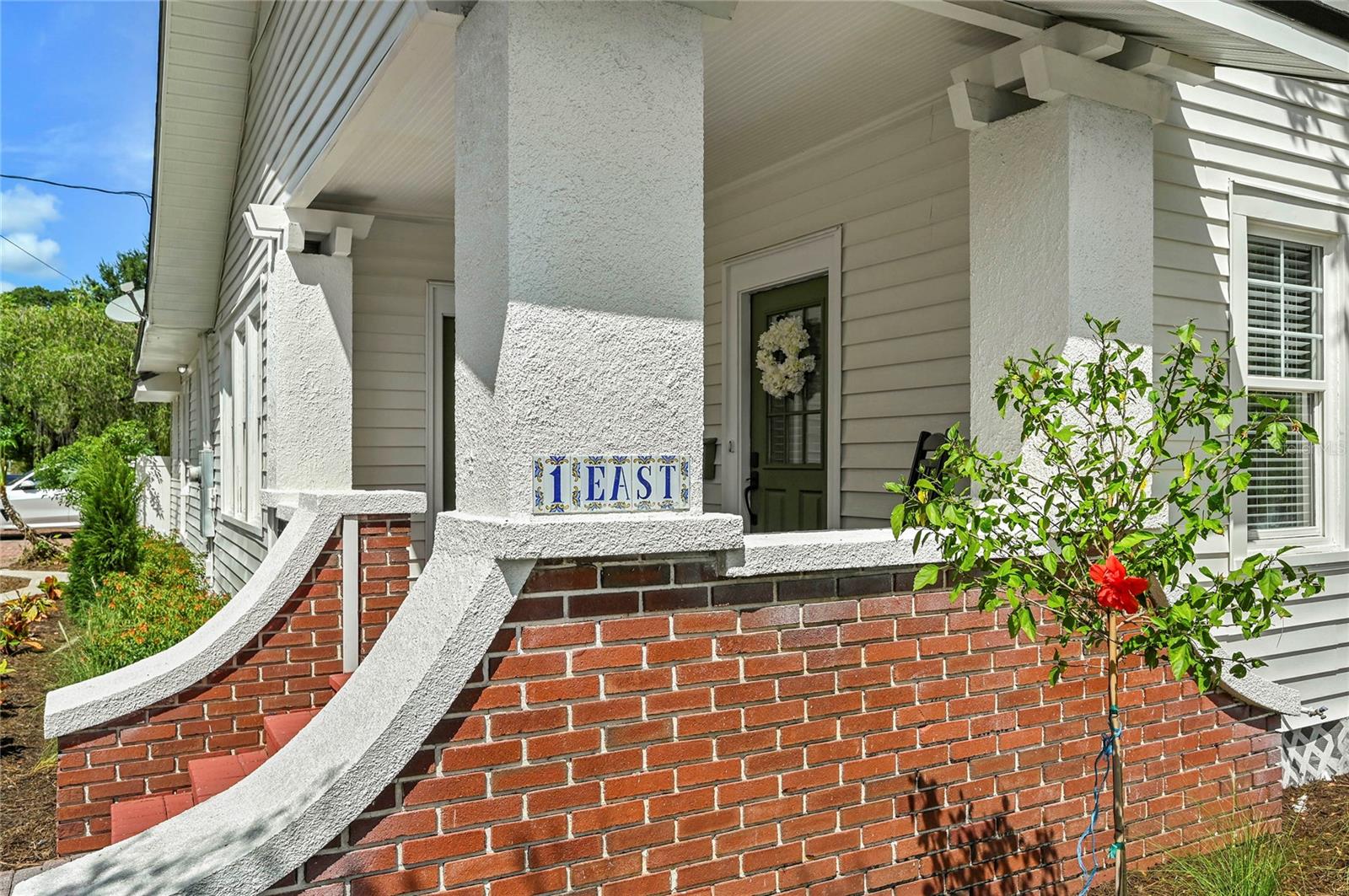 1 E PRINCETON STREET photo 3
