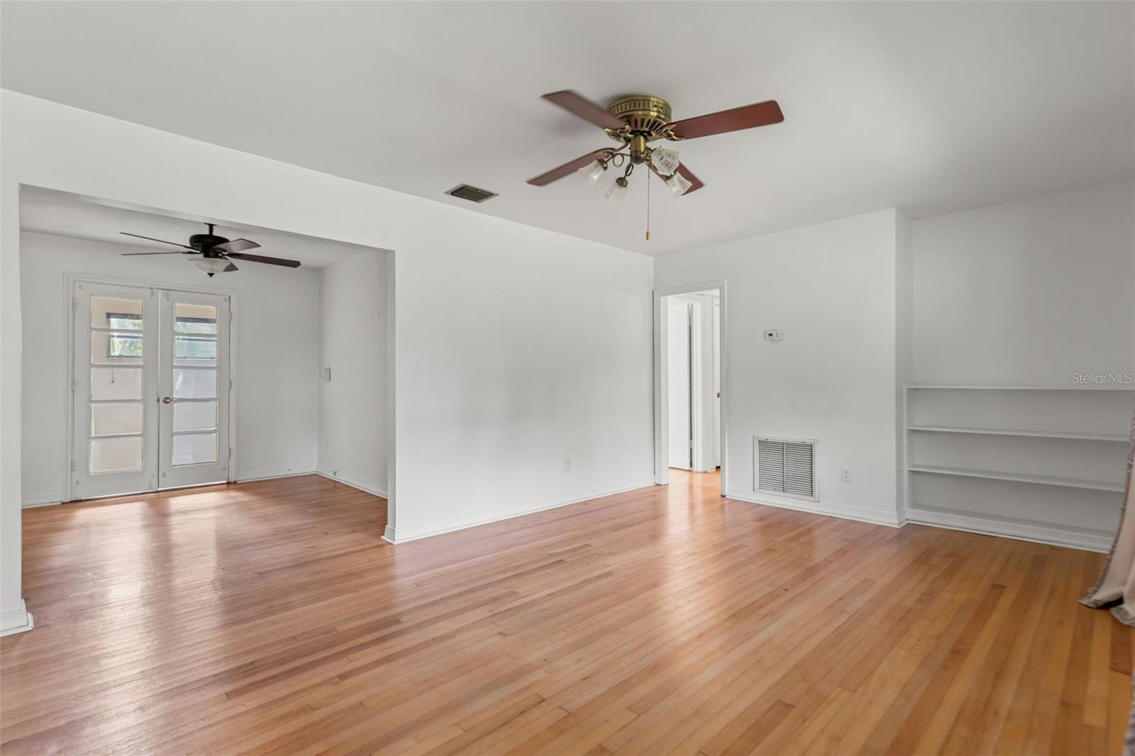 1409 N WESTMORELAND DRIVE photo 4