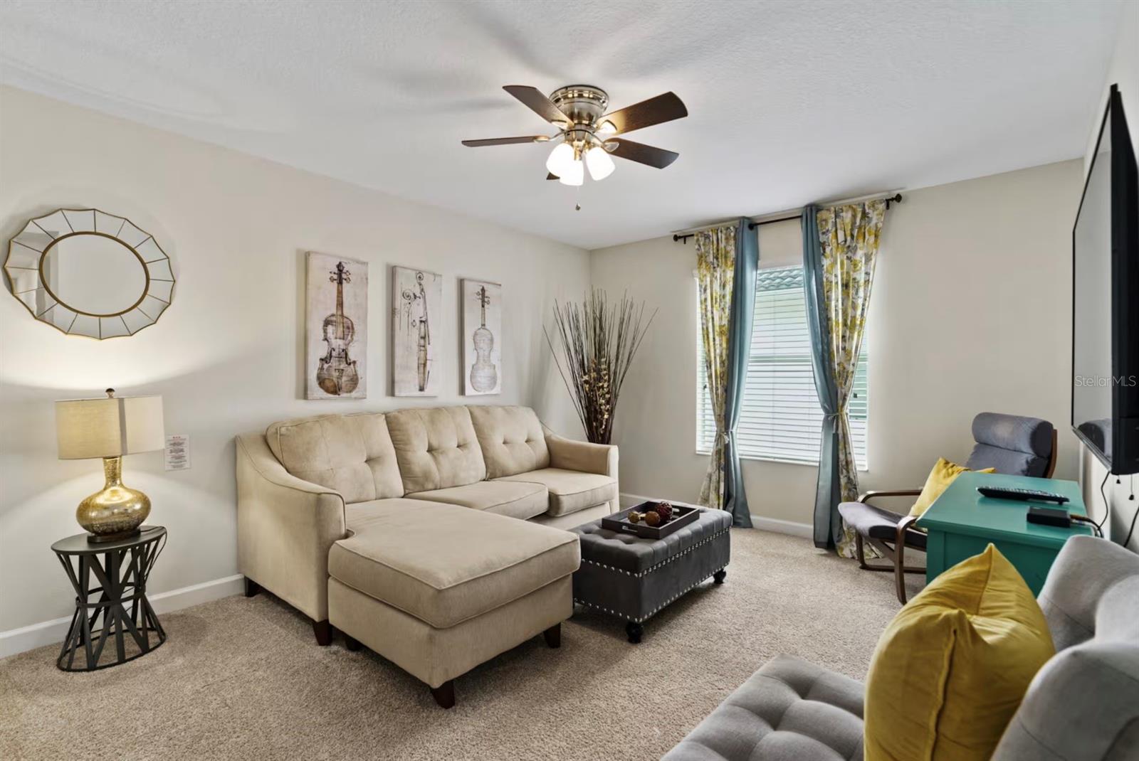 4700 Sleepy Hollow Drive — photo 13 of 39