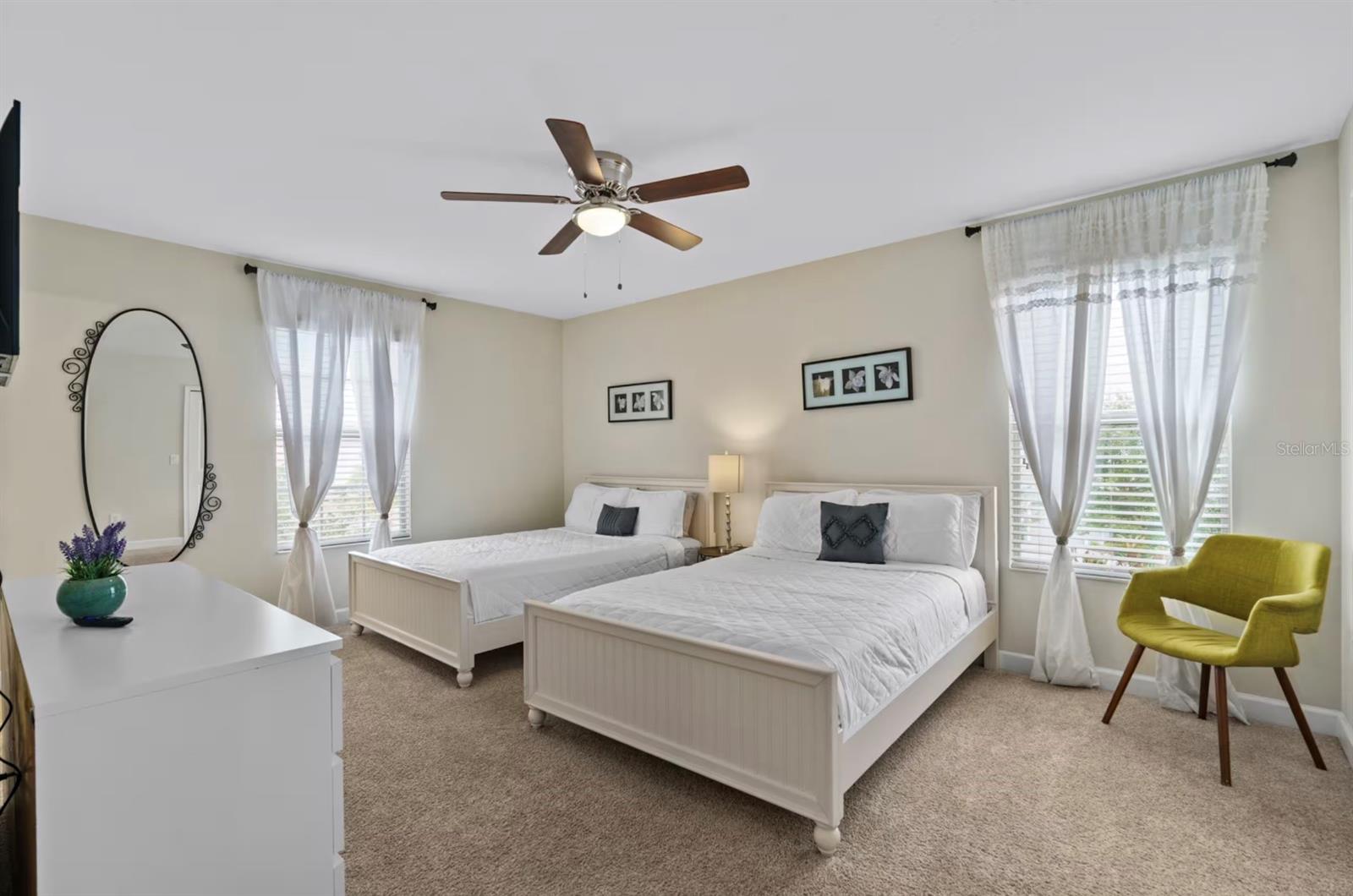 4700 Sleepy Hollow Drive — photo 16 of 39