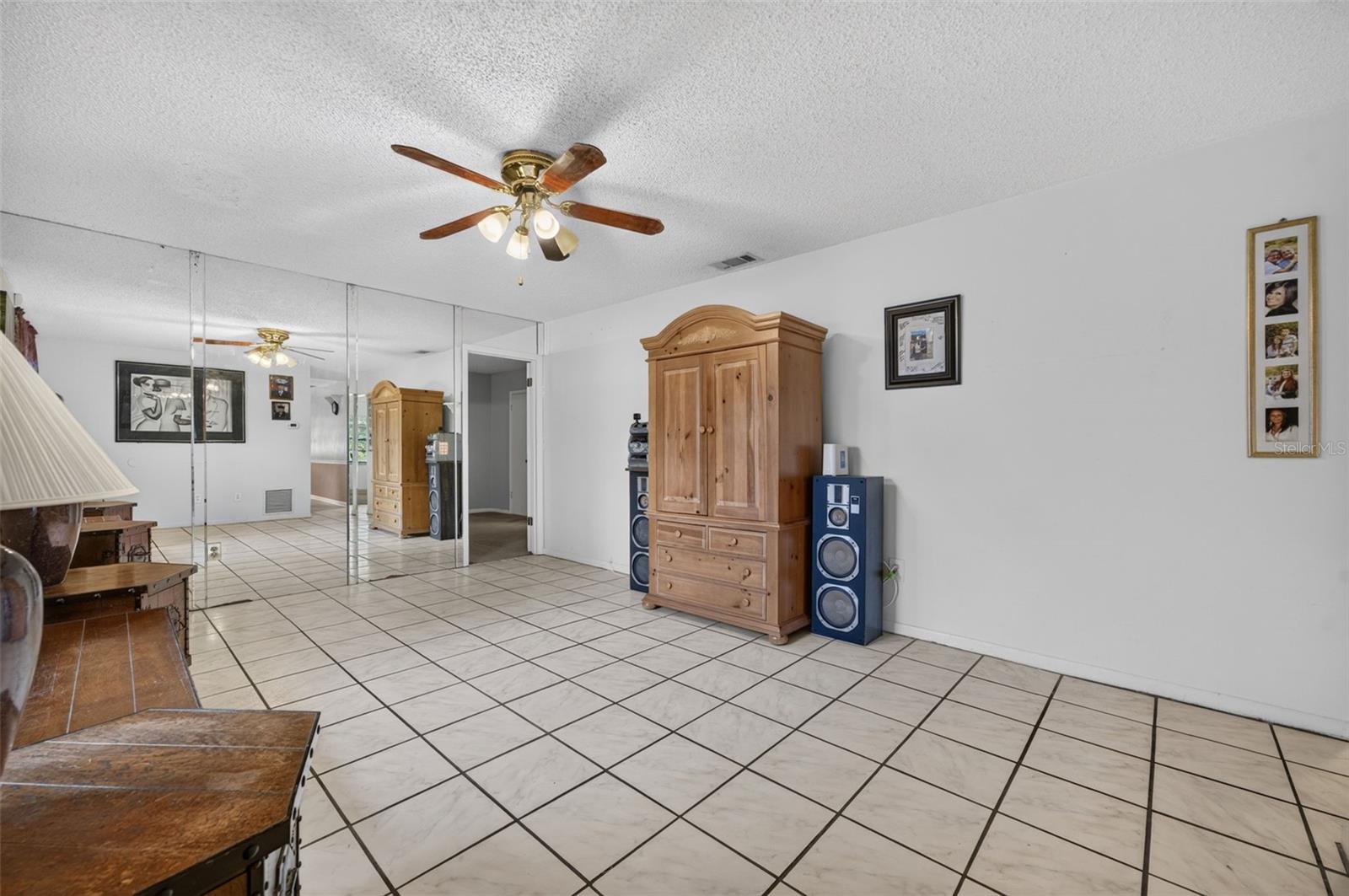1002 ALLENDALE DRIVE photo 3