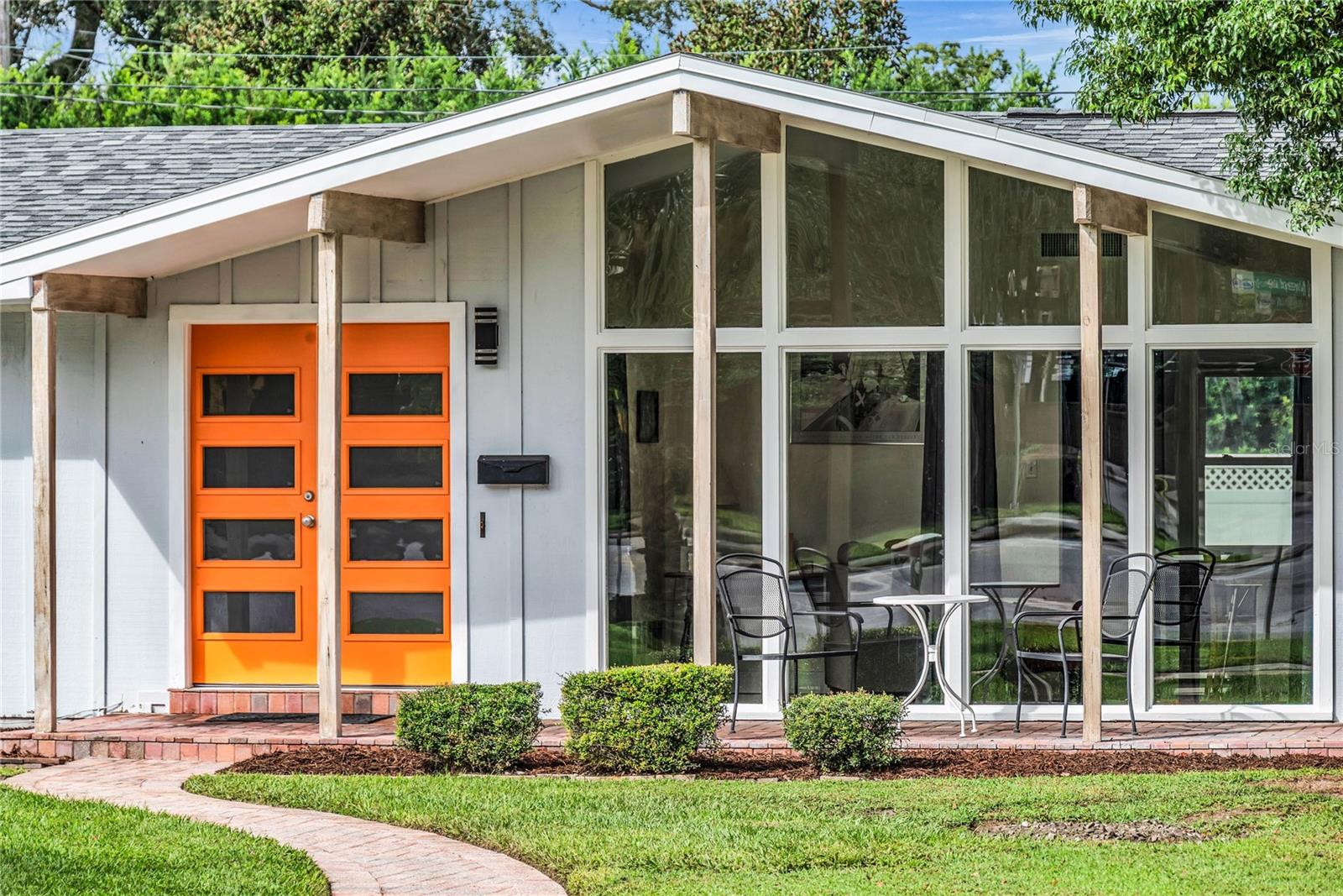 3400 NEPTUNE DRIVE