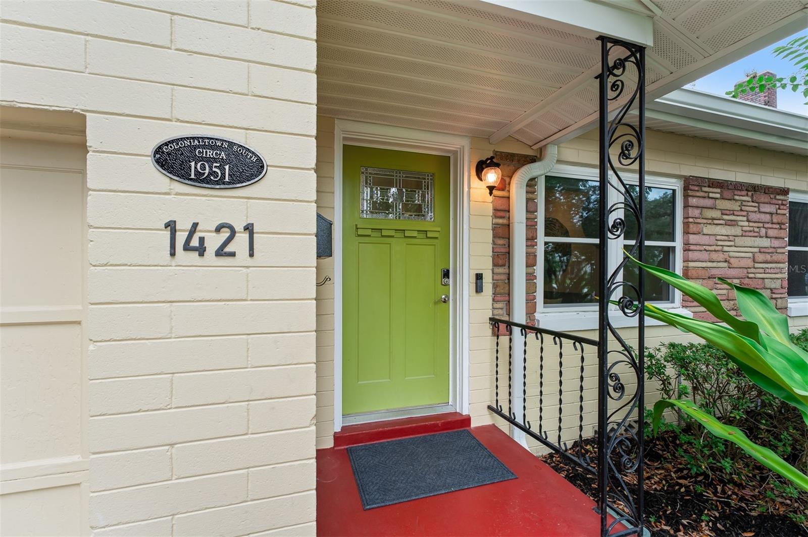1421 E HARWOOD STREET photo 3