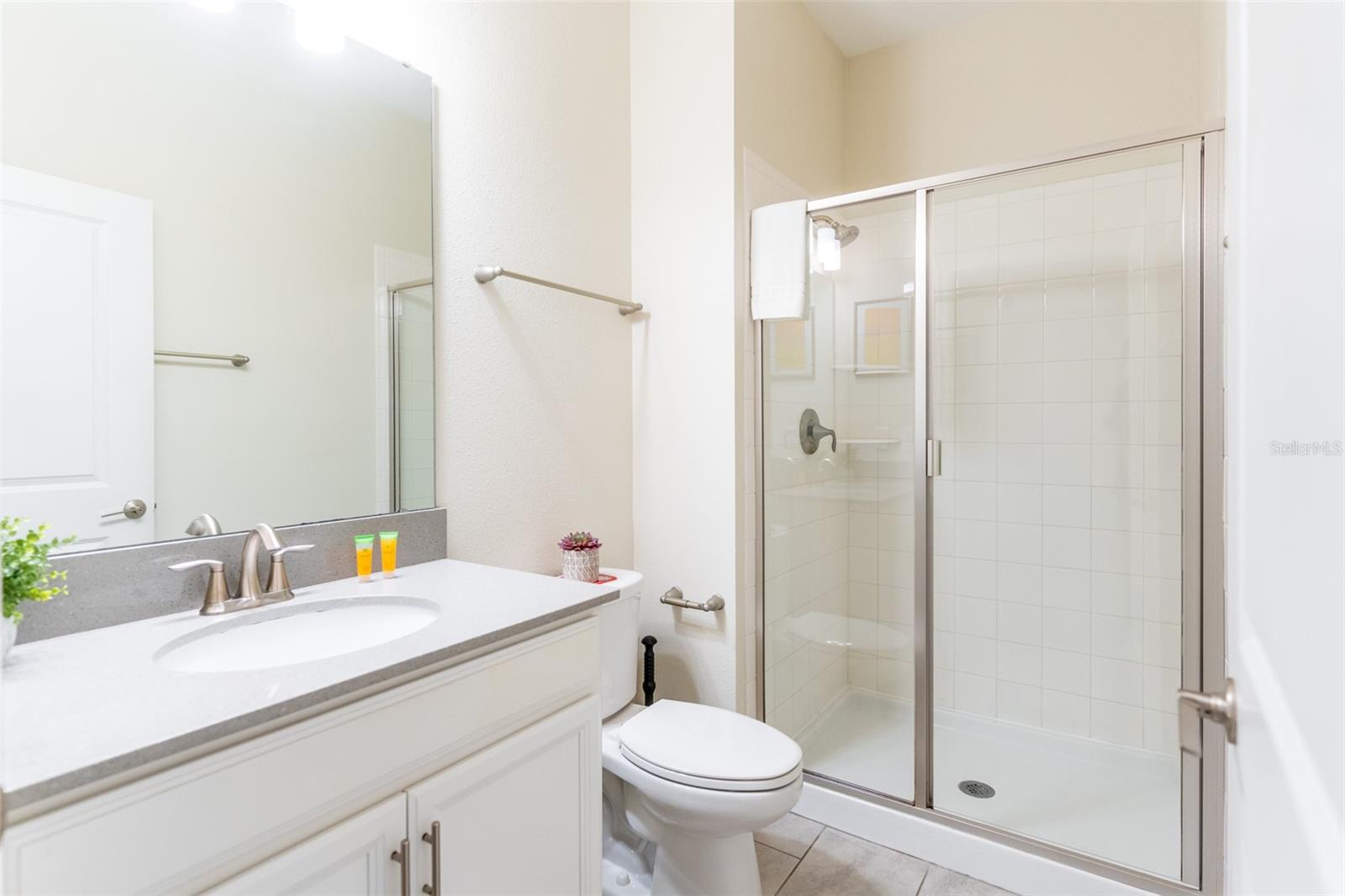 4985 Windermere Avenue — photo 7 of 60