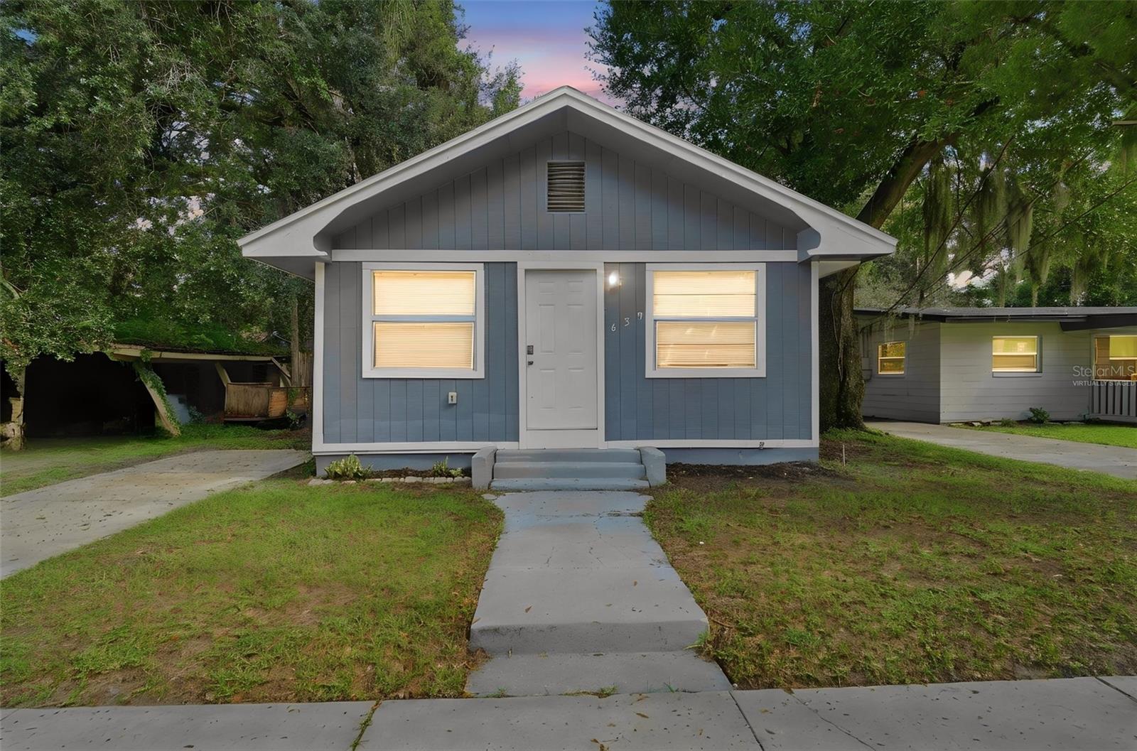 639 GRAND STREET photo 2