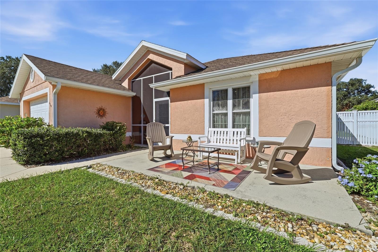 610 BURGOYNE LOOP photo 4