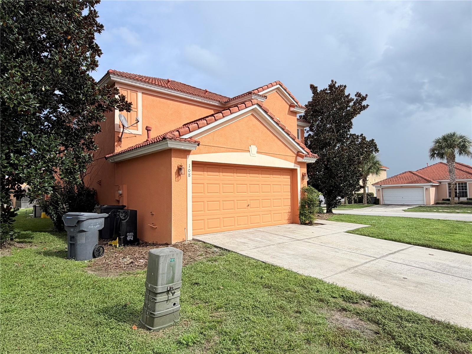 108 MIRO DRIVE photo 2