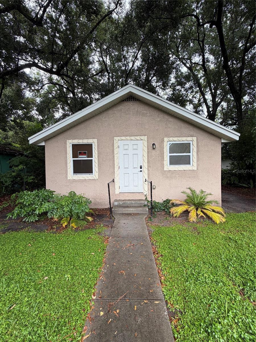 617 CITRUS STREET