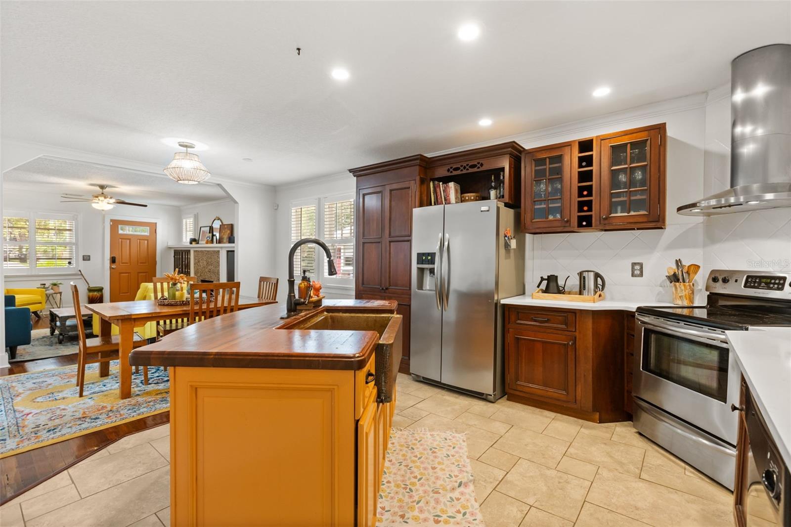 1217 NOBLE PLACE photo 4