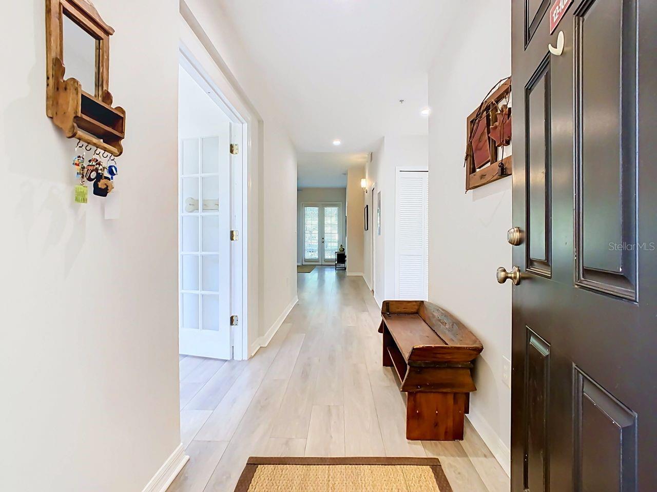 940 SPRING PARK ST #102 photo 4