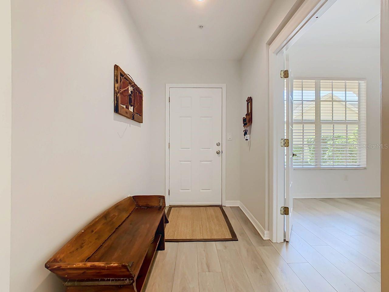 940 SPRING PARK ST #102 photo 5