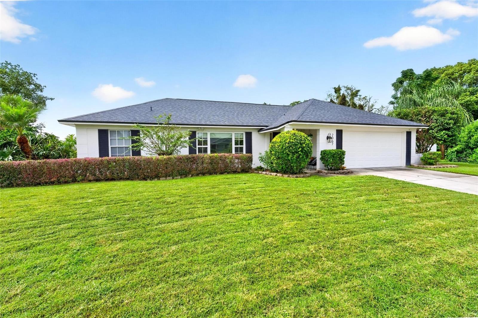 2067 POINCIANA ROAD photo 2