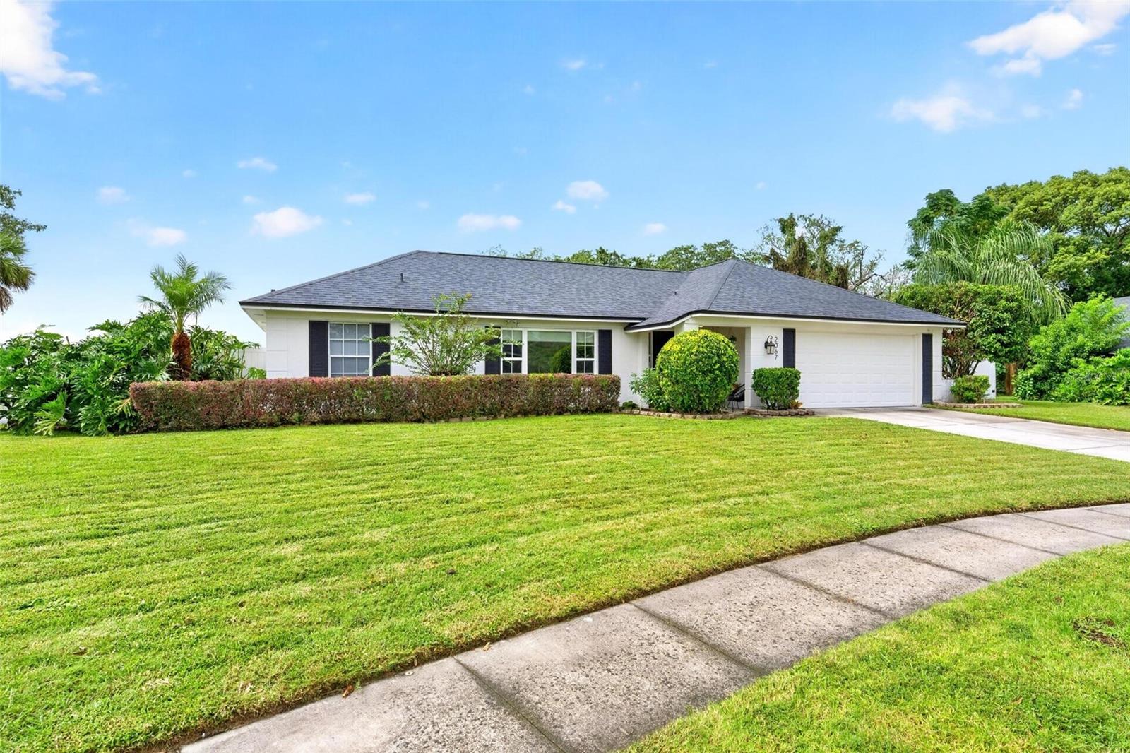 2067 POINCIANA ROAD photo 4