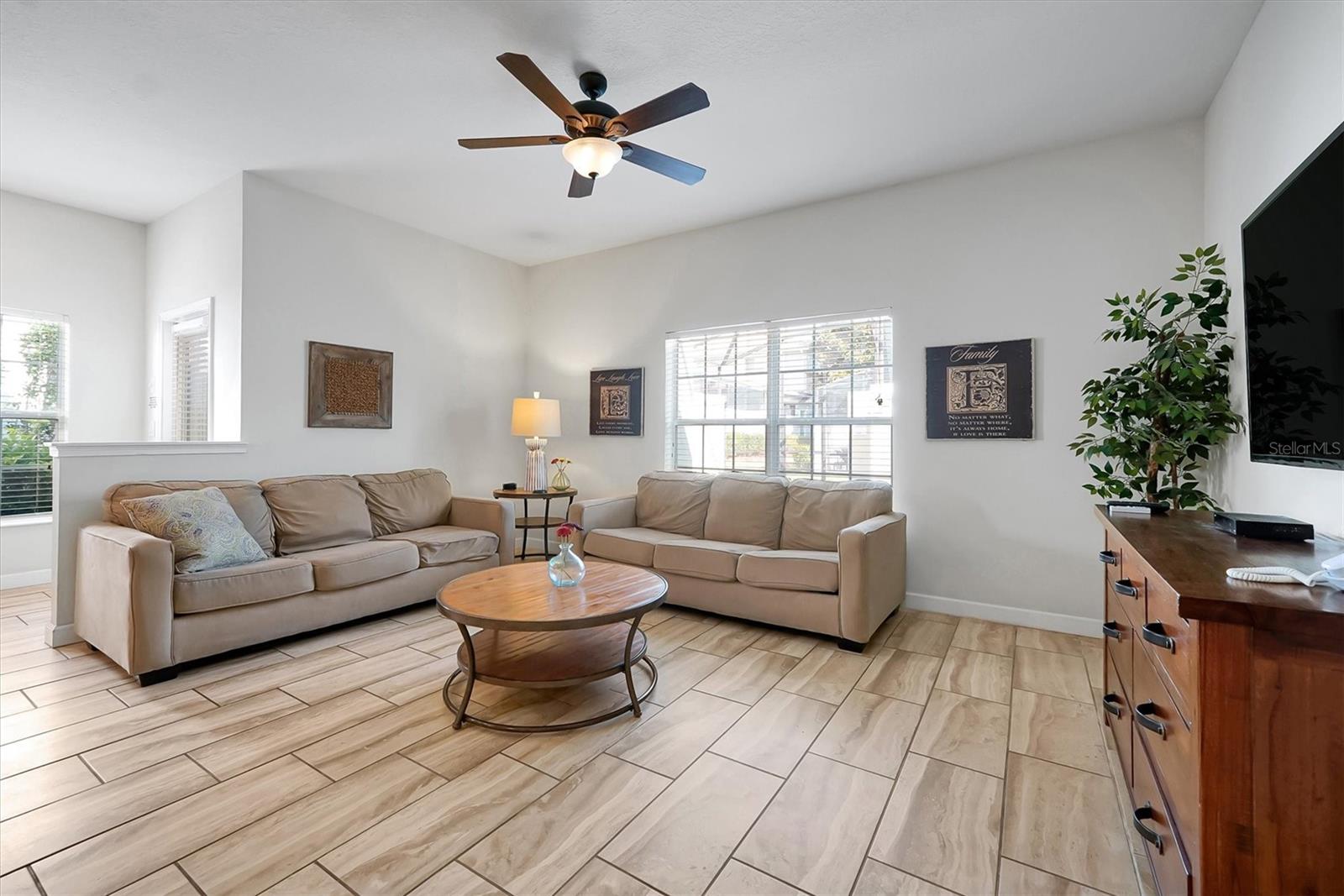 4811 Brier Rose Lane — photo 5 of 55