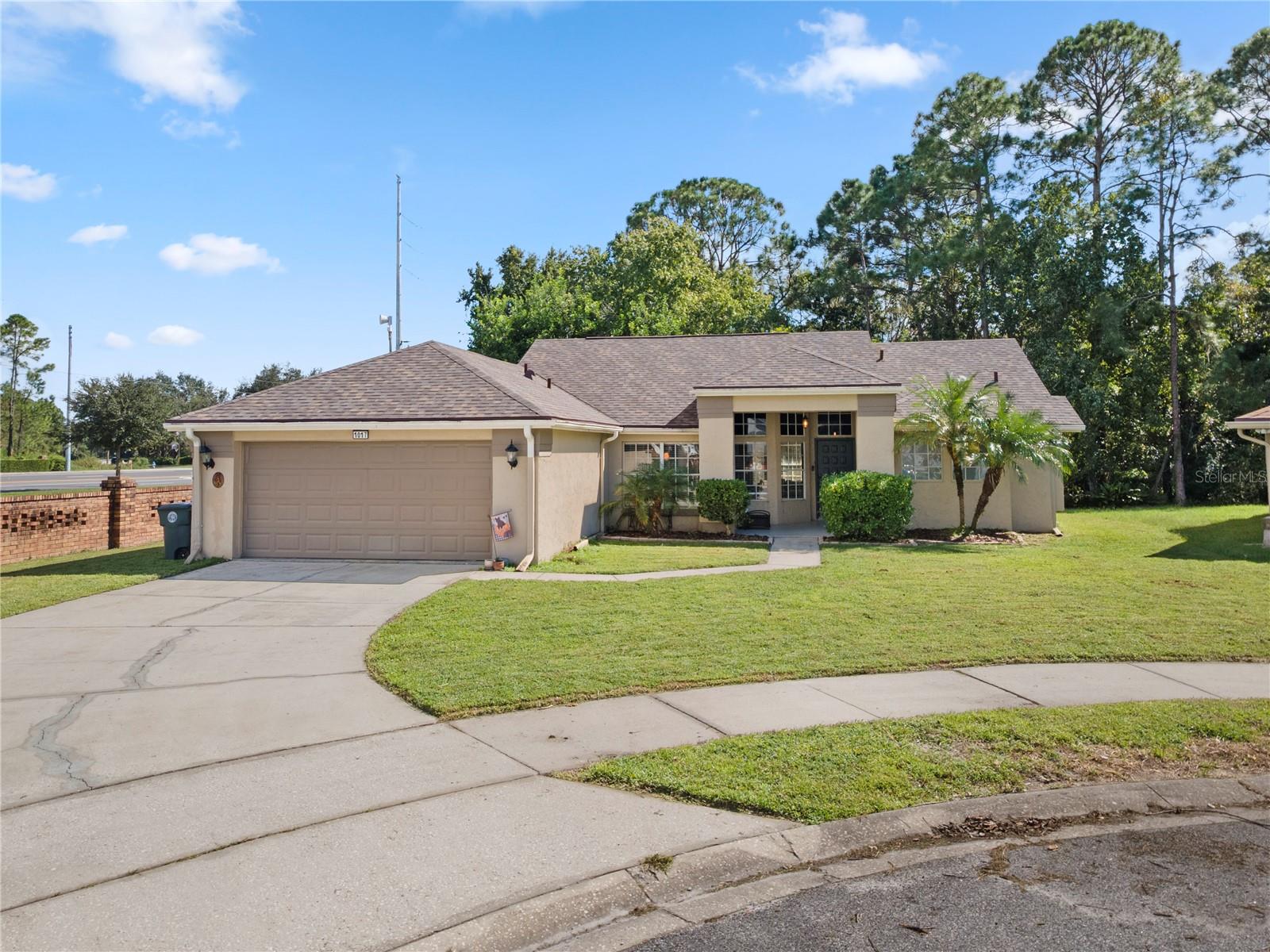 1017 EAGENS CREEK COURT photo 2