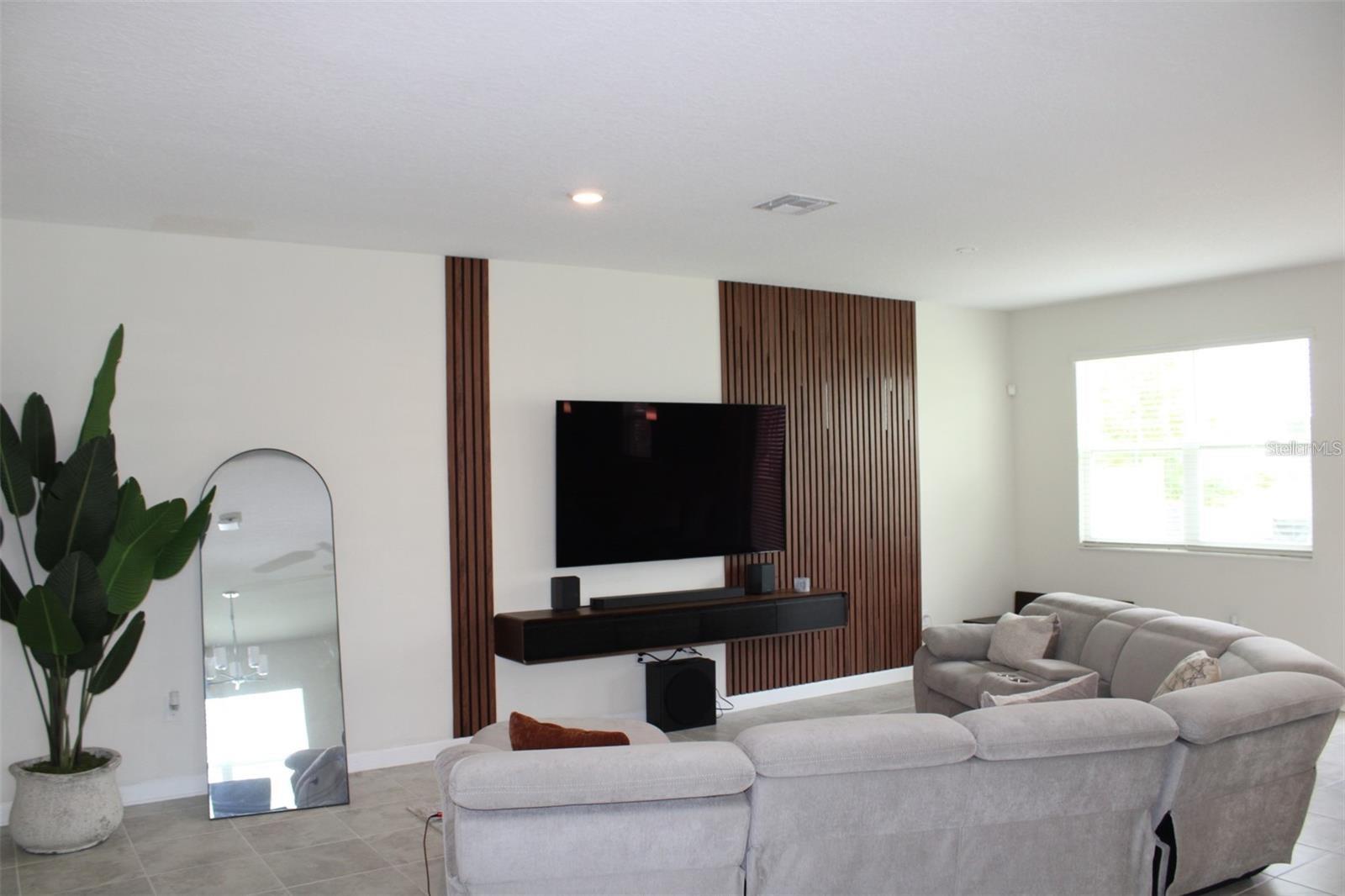 2926 Sentence Street — photo 7 of 30