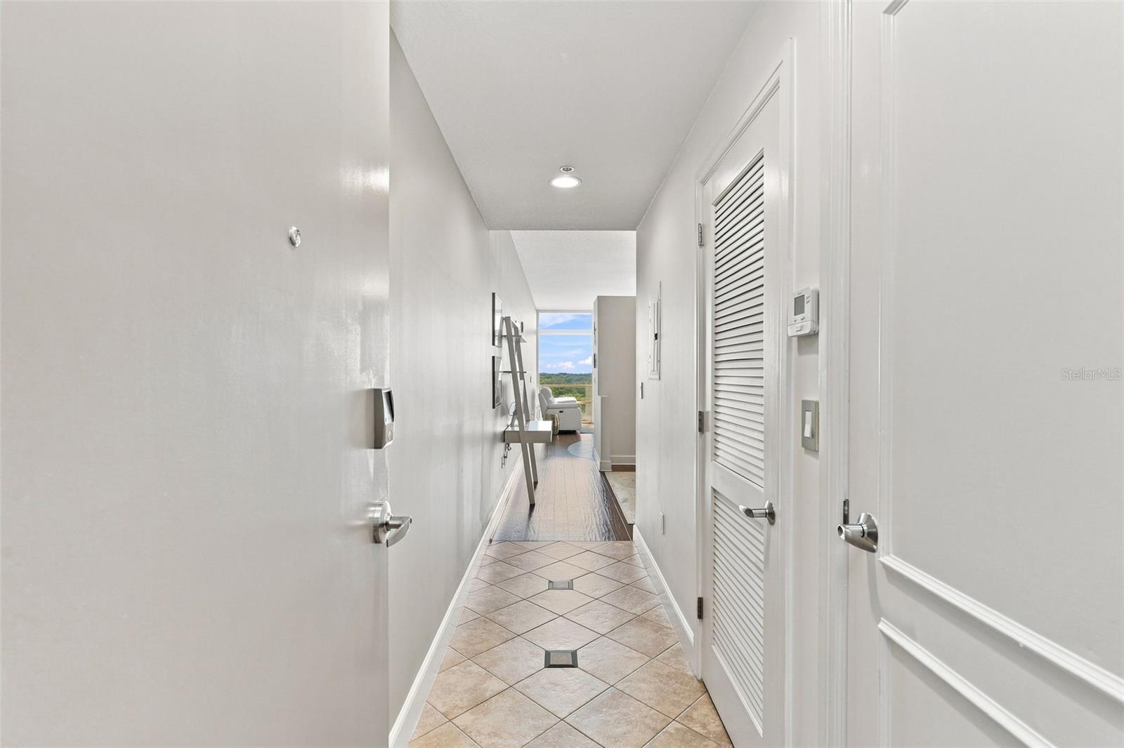 101 S EOLA DRIVE #905 photo 2