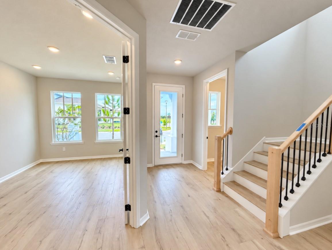 15053 SIRLEAF DRIVE photo 4