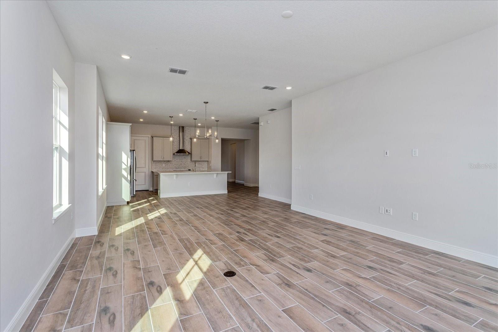 10242 MEDAWAR STREET photo 4