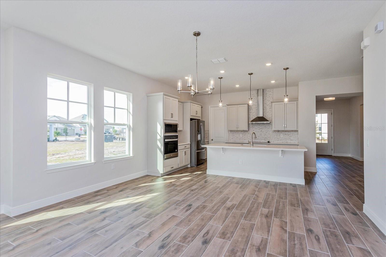 10242 MEDAWAR STREET photo 5