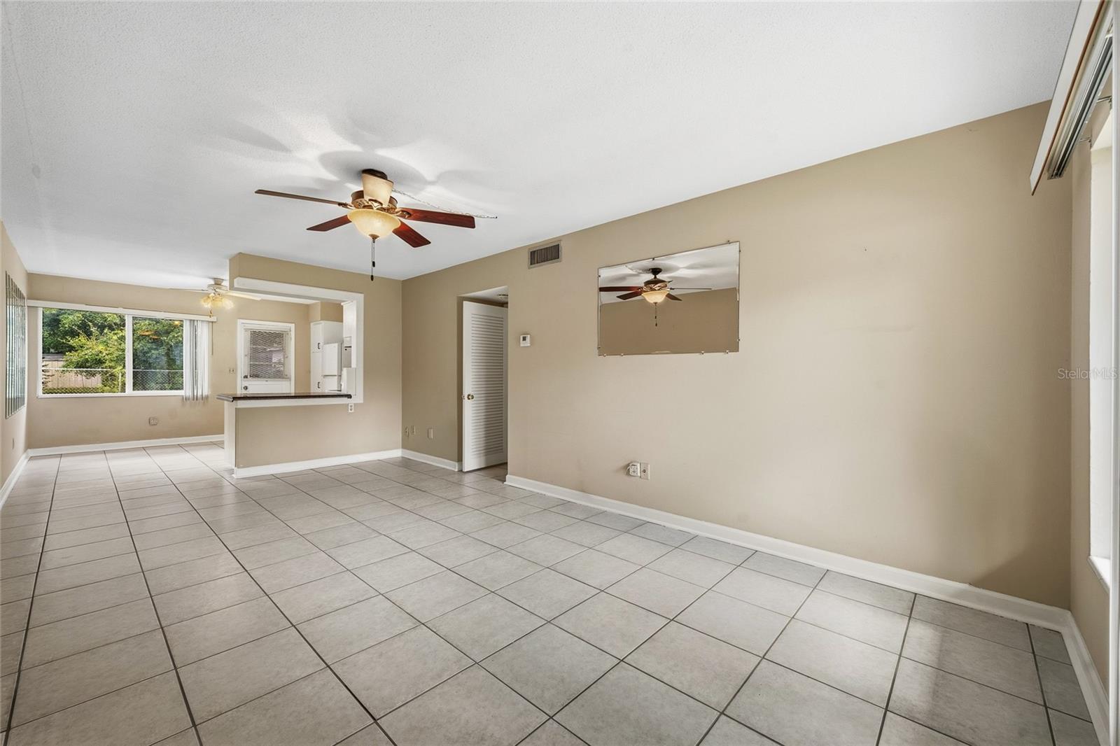 825 N PRIMROSE DRIVE #111 photo 3