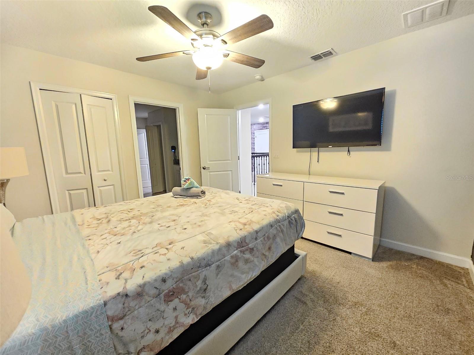 4557 Target Boulevard — photo 25 of 35