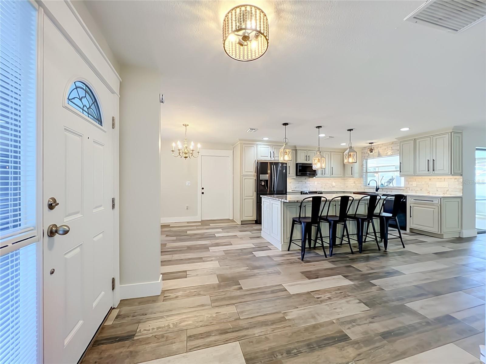 346 ELKHORN COURT photo 4