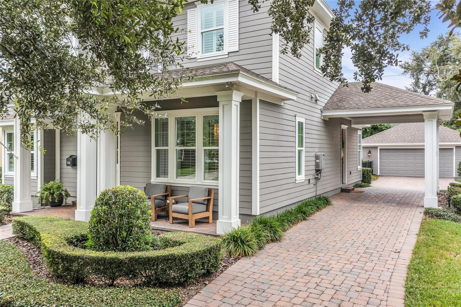 1206 STETSON STREET photo 4