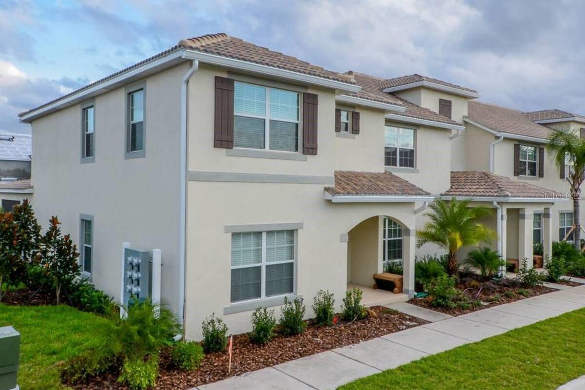 4870 Clock Tower Drive, Storey Lake Resort, Kissimmee FL