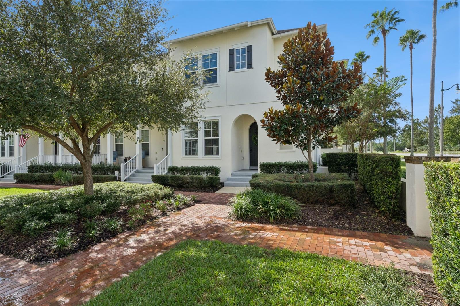 1630 RESOLUTE STREET photo 2