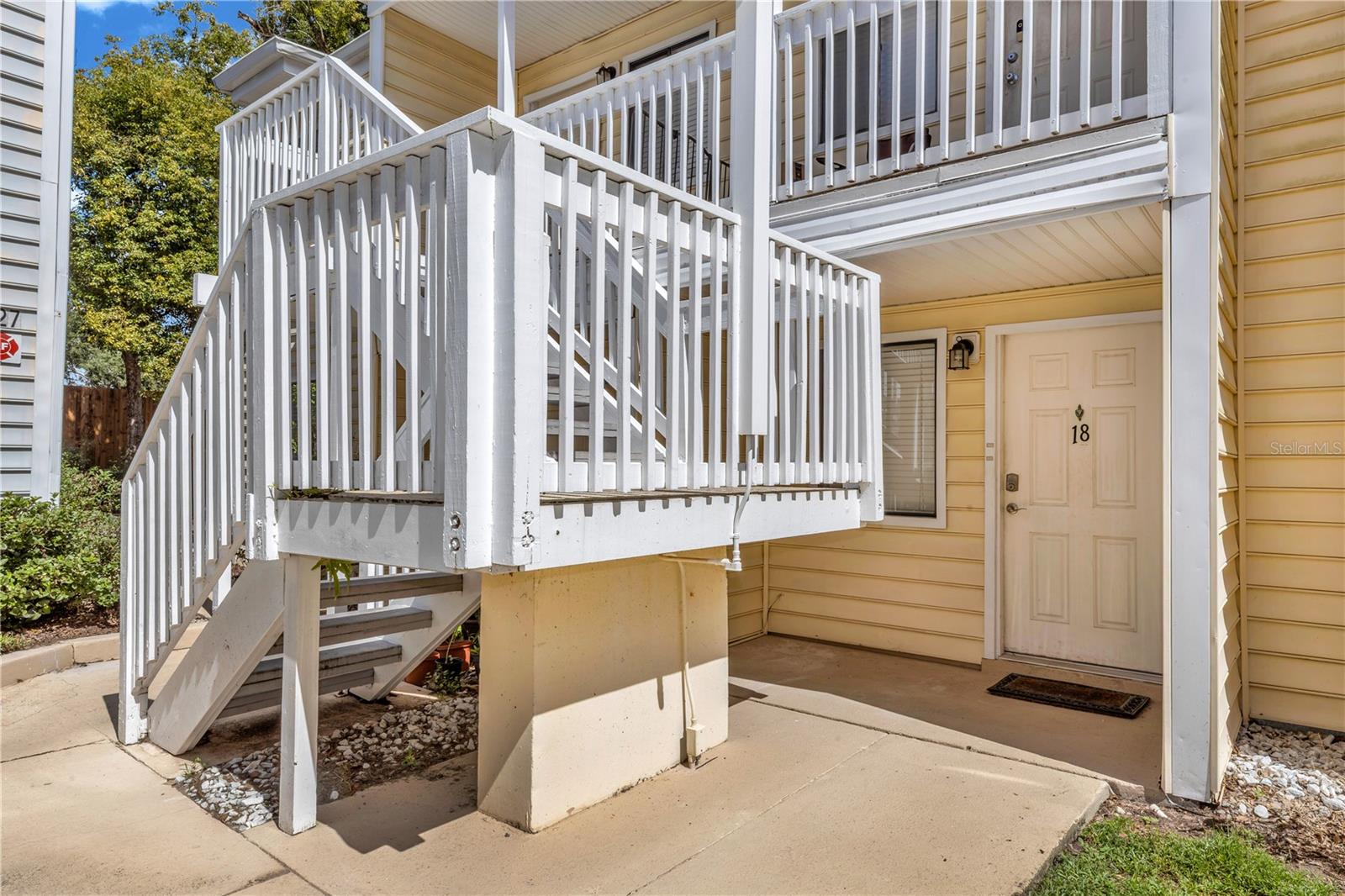 629 DELANEY AVENUE #18 photo 3