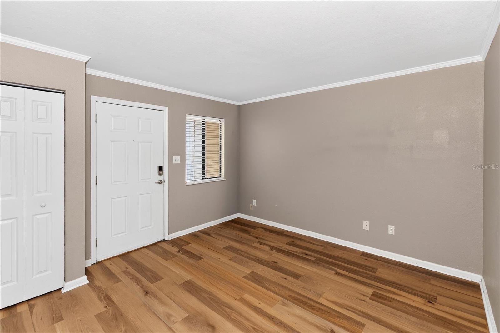 629 DELANEY AVENUE #18 photo 5